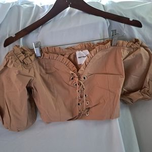 BETTER BE | 2 pack New Lace Up Crop Tops | Khaki & Hunter Green | S,M